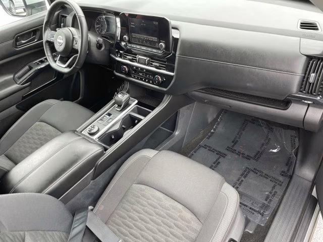 2025 Brilliant Silver Metallic Nissan Pathfinder SV 4X4 SUV