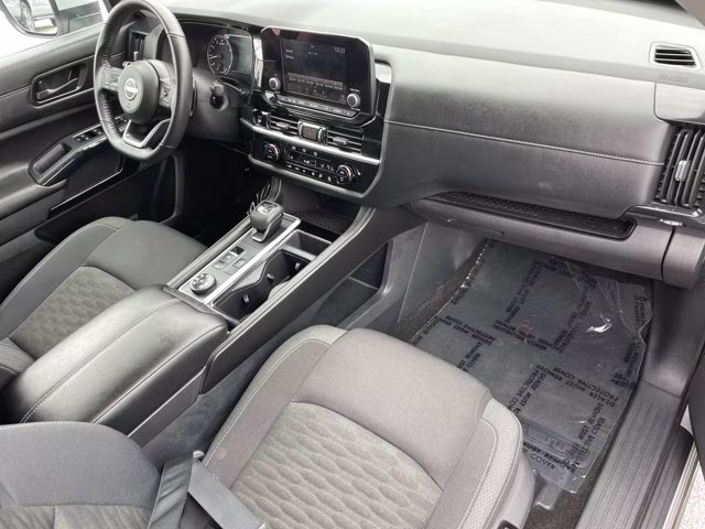 2025 Brilliant Silver Metallic Nissan Pathfinder SV 4X4 SUV