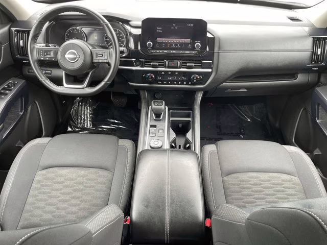 2025 Brilliant Silver Metallic Nissan Pathfinder SV 4X4 SUV