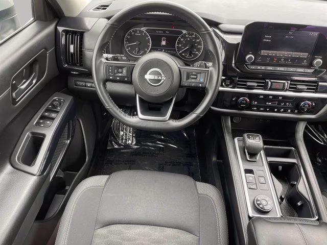 2025 Brilliant Silver Metallic Nissan Pathfinder SV 4X4 SUV