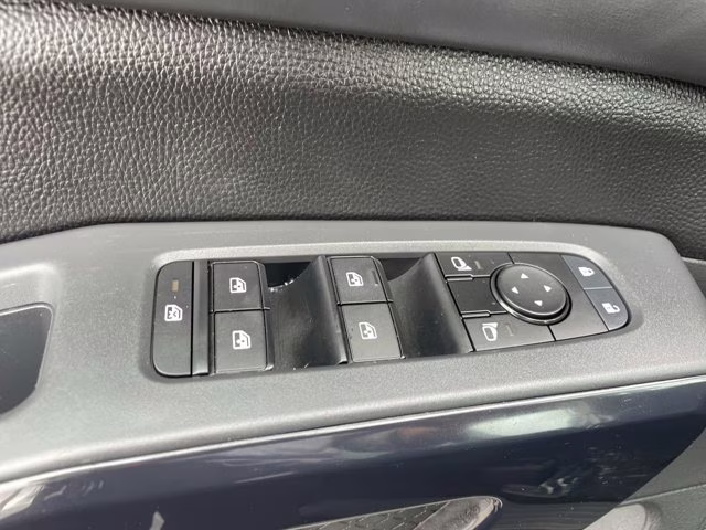 2025 Brilliant Silver Metallic Nissan Pathfinder SV 4X4 SUV