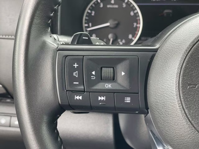 2025 Brilliant Silver Metallic Nissan Pathfinder SV 4X4 SUV