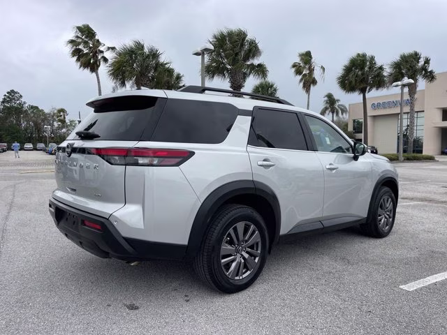 2025 Brilliant Silver Metallic Nissan Pathfinder SV 4X4 SUV