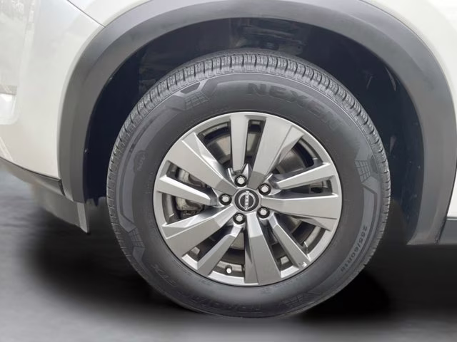 2025 Brilliant Silver Metallic Nissan Pathfinder SV 4X4 SUV