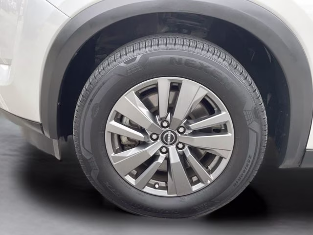 2025 Brilliant Silver Metallic Nissan Pathfinder SV 4X4 SUV