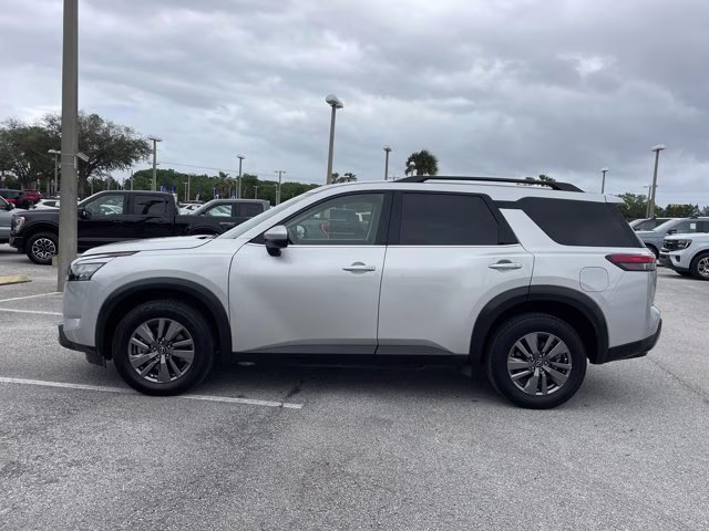2025 Brilliant Silver Metallic Nissan Pathfinder SV 4X4 SUV