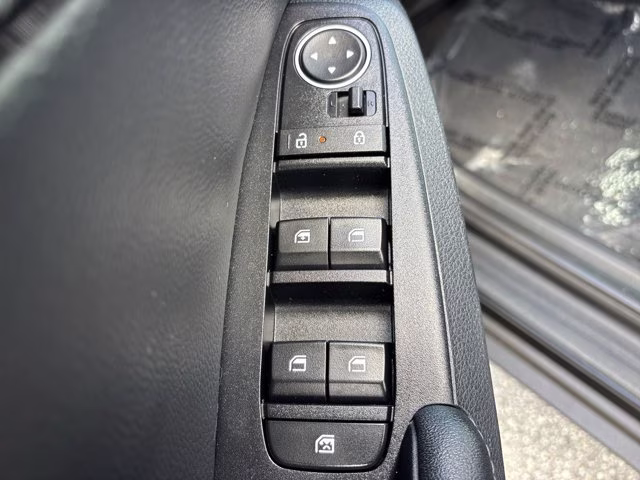2024 Fusion Black Kia Seltos X-Line AWD SUV