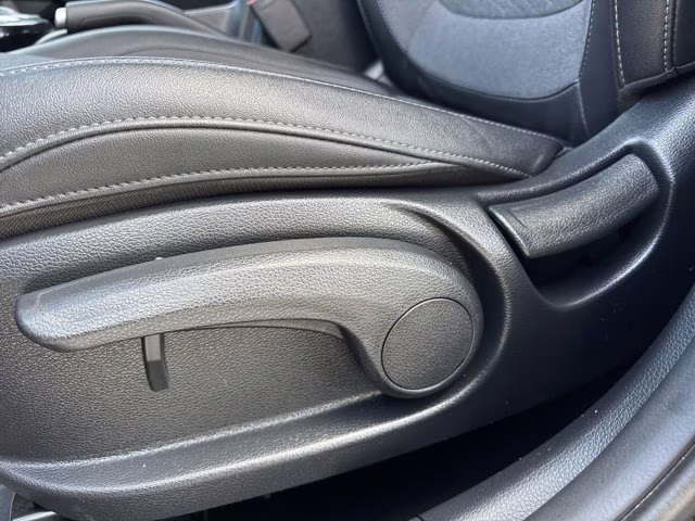 2024 Fusion Black Kia Seltos X-Line AWD SUV