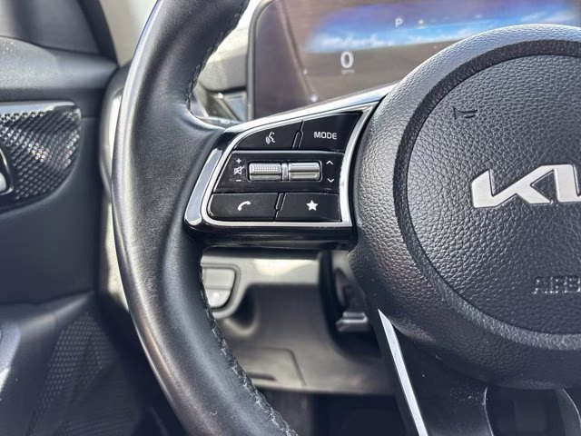 2024 Fusion Black Kia Seltos X-Line AWD SUV