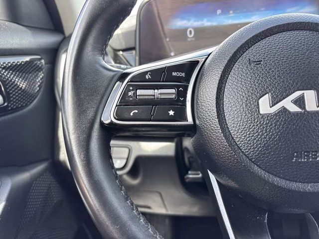 2024 Fusion Black Kia Seltos X-Line AWD SUV