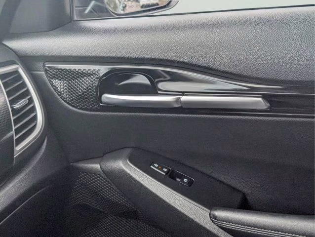 2024 Fusion Black Kia Seltos X-Line AWD SUV