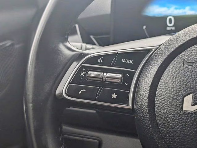 2024 Fusion Black Kia Seltos X-Line AWD SUV