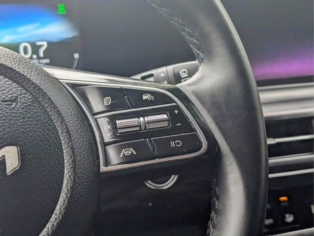 2024 Fusion Black Kia Seltos X-Line AWD SUV