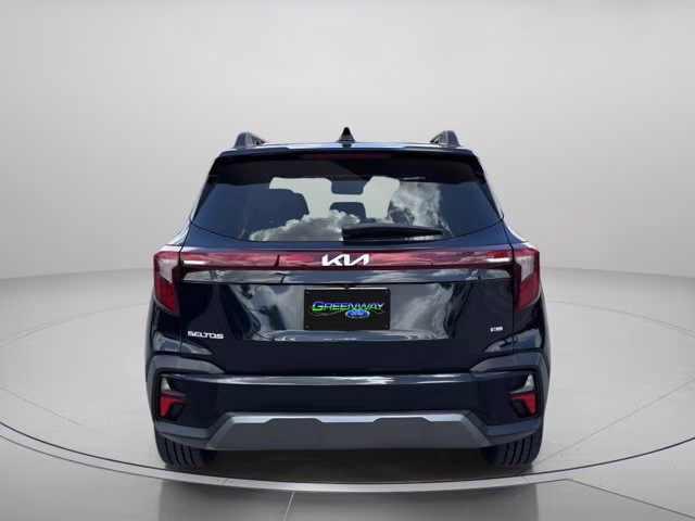 2024 Fusion Black Kia Seltos X-Line AWD SUV