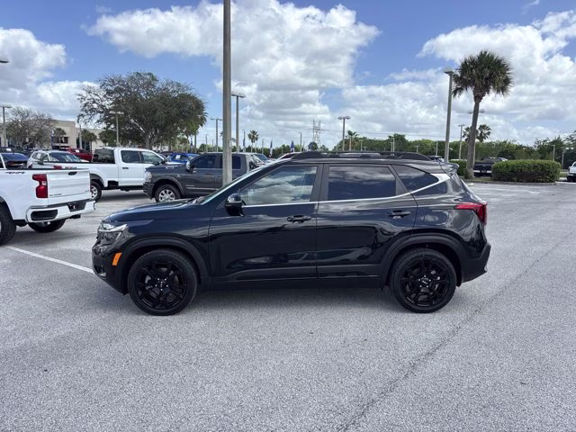 2024 Fusion Black Kia Seltos X-Line AWD SUV
