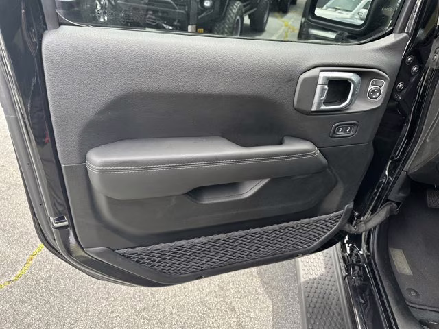 2023 Black Clearcoat Jeep Wrangler 4xe Sahara 4X4 Convertible