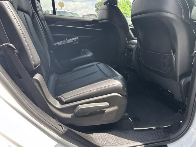 2024 Bright White Clearcoat Jeep Grand Cherokee L Limited 4X4 SUV