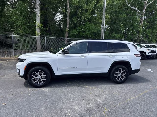 2024 Bright White Clearcoat Jeep Grand Cherokee L Limited 4X4 SUV