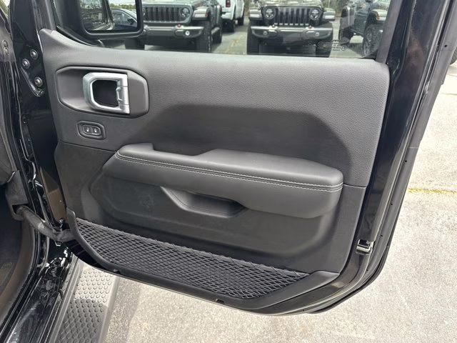 2023 Black Clearcoat Jeep Wrangler 4xe Sahara 4X4 Convertible