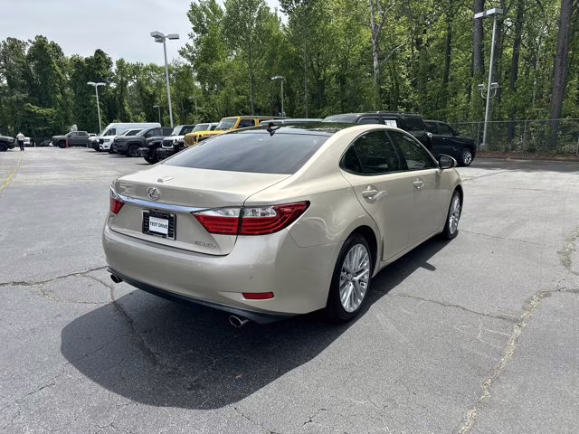 2013 Cashmere Metallic Lexus ES 350 4dr Sdn FWD Sedan
