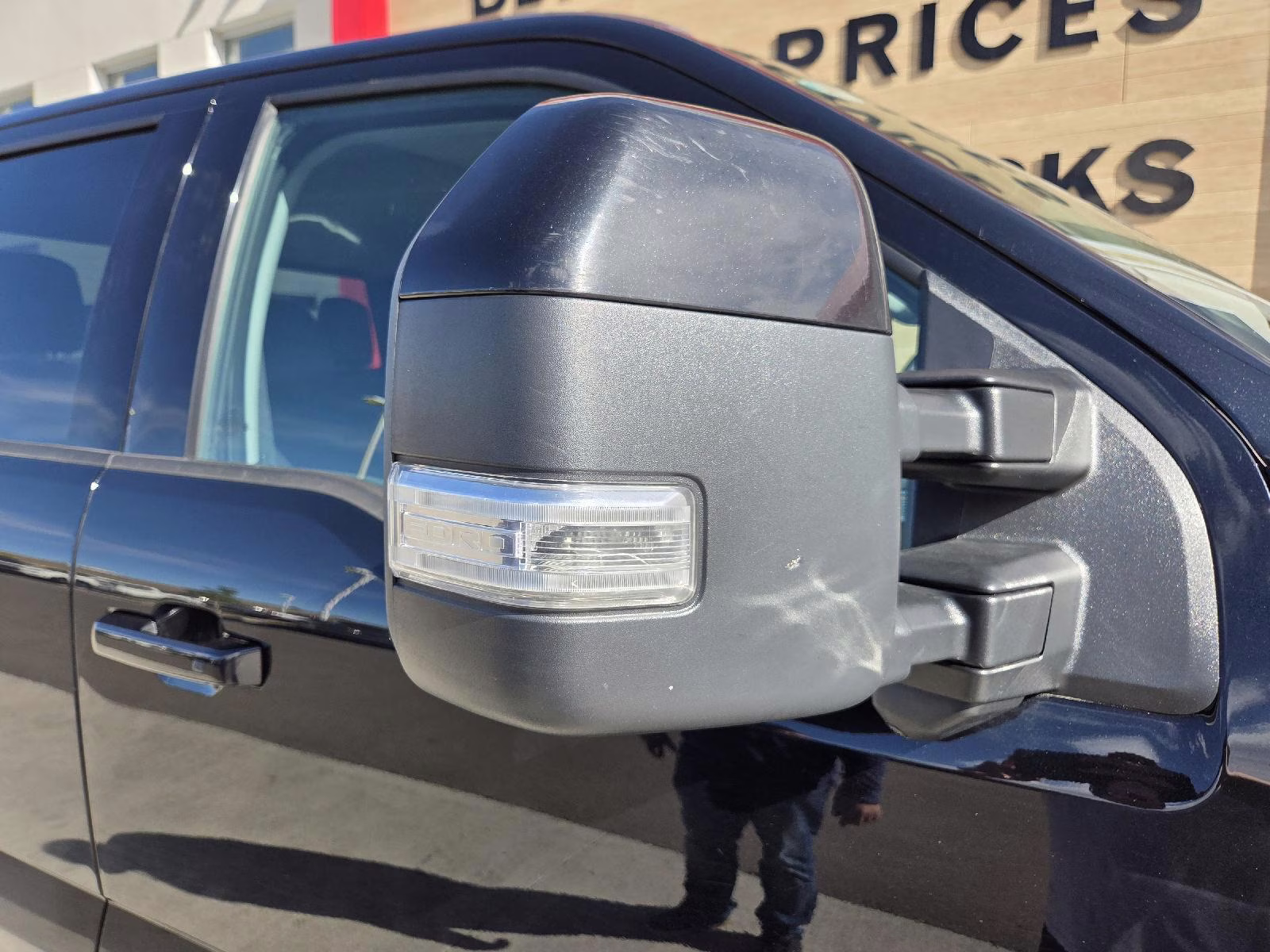 2024 Agate Black Ford Super Duty F-250 SRW Lariat 4X4 Truck