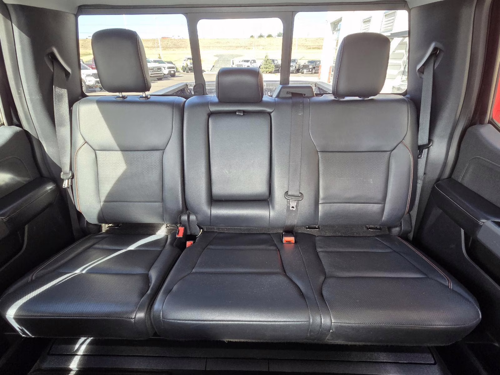 2024 Agate Black Ford Super Duty F-250 SRW Lariat 4X4 Truck