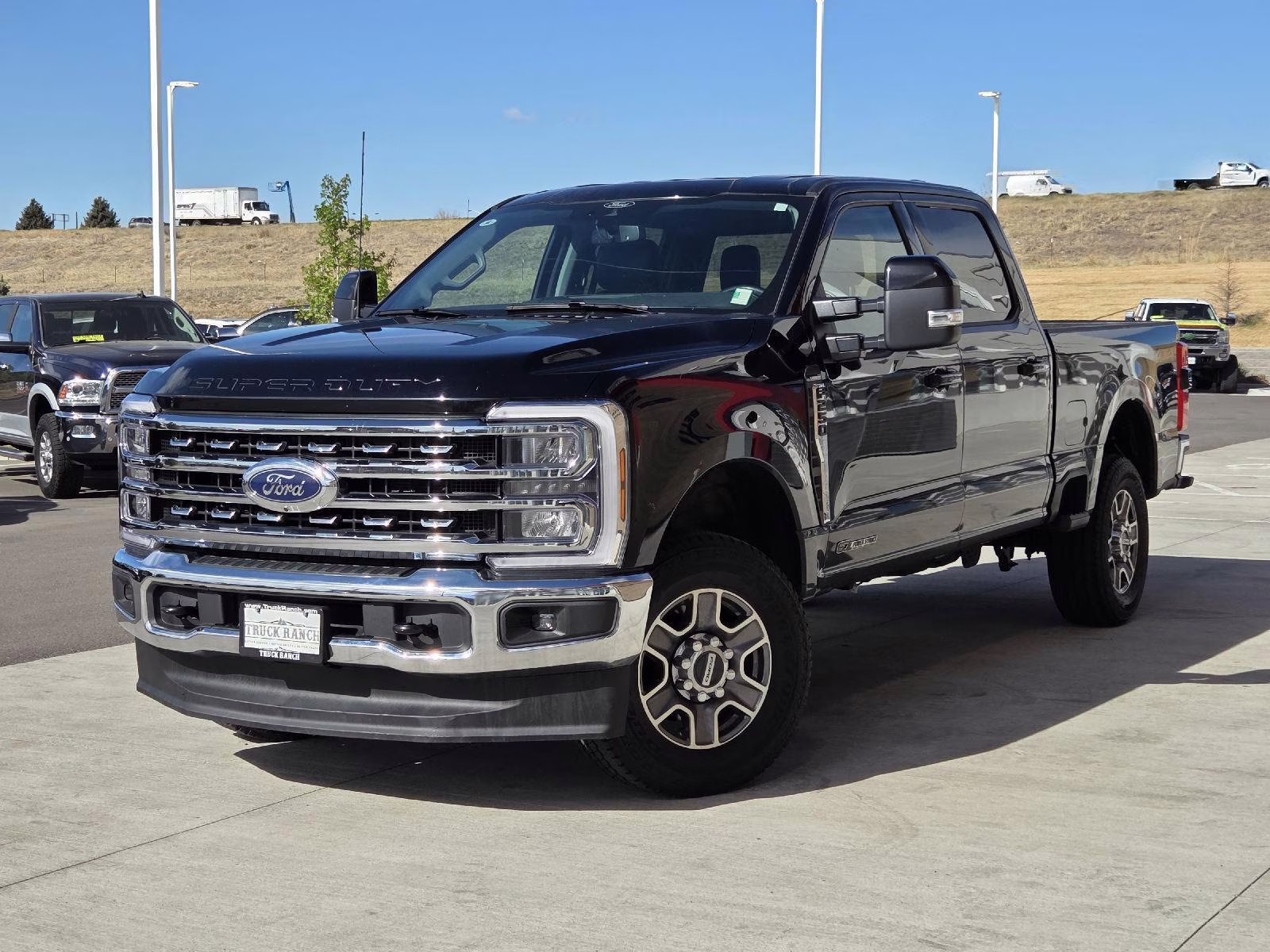 2024 Agate Black Ford Super Duty F-250 SRW Lariat 4X4 Truck