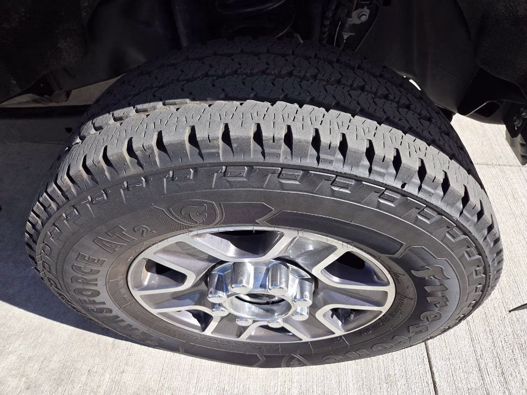 2024 Black Metallic Ford Super Duty F-250 SRW Lariat 4X4 Truck