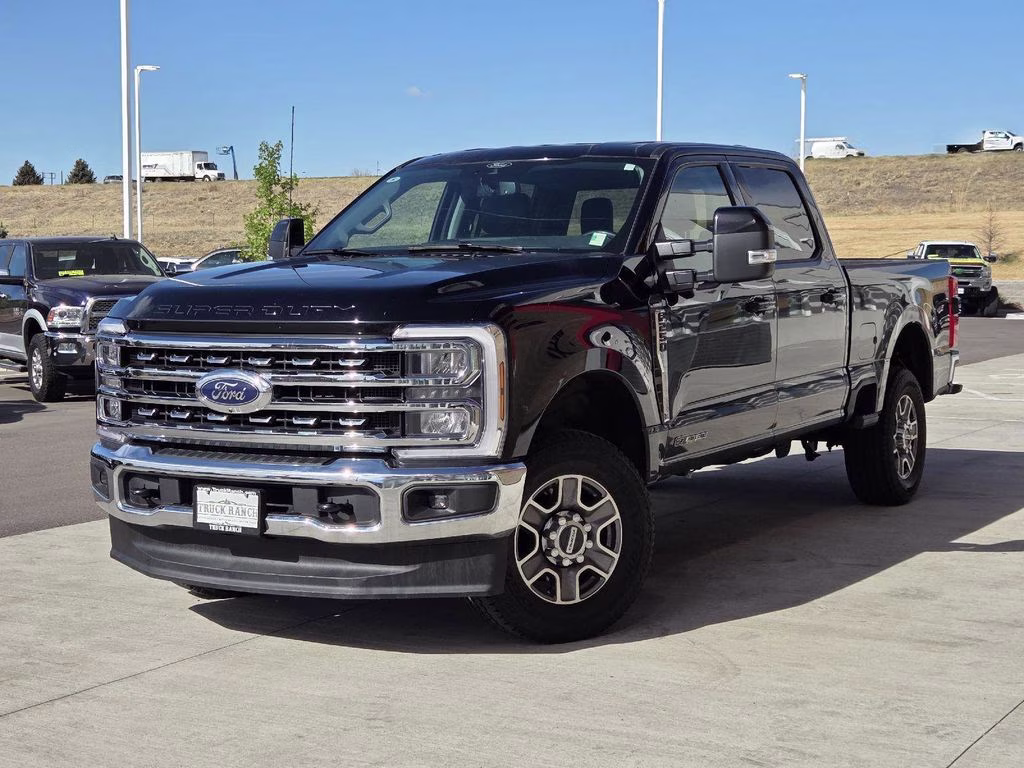 2024 Black Metallic Ford Super Duty F-250 SRW Lariat 4X4 Truck