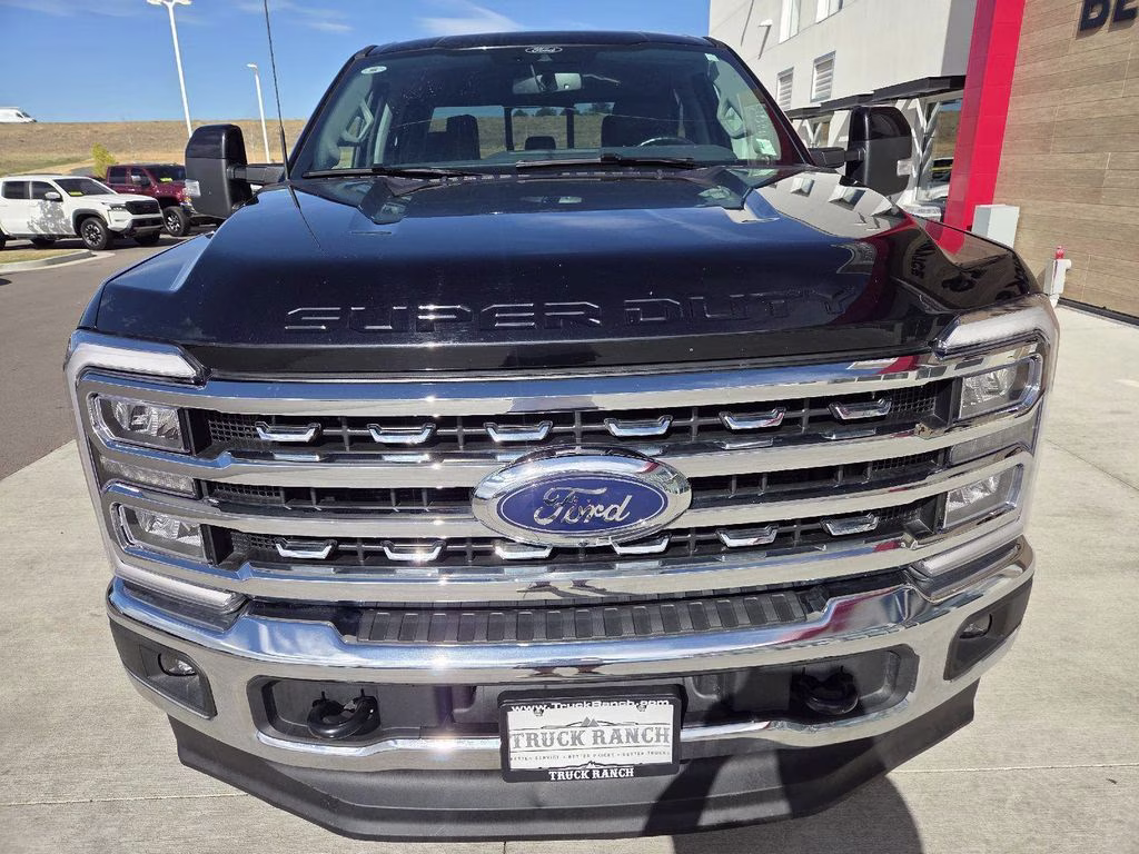 2024 Black Metallic Ford Super Duty F-250 SRW Lariat 4X4 Truck