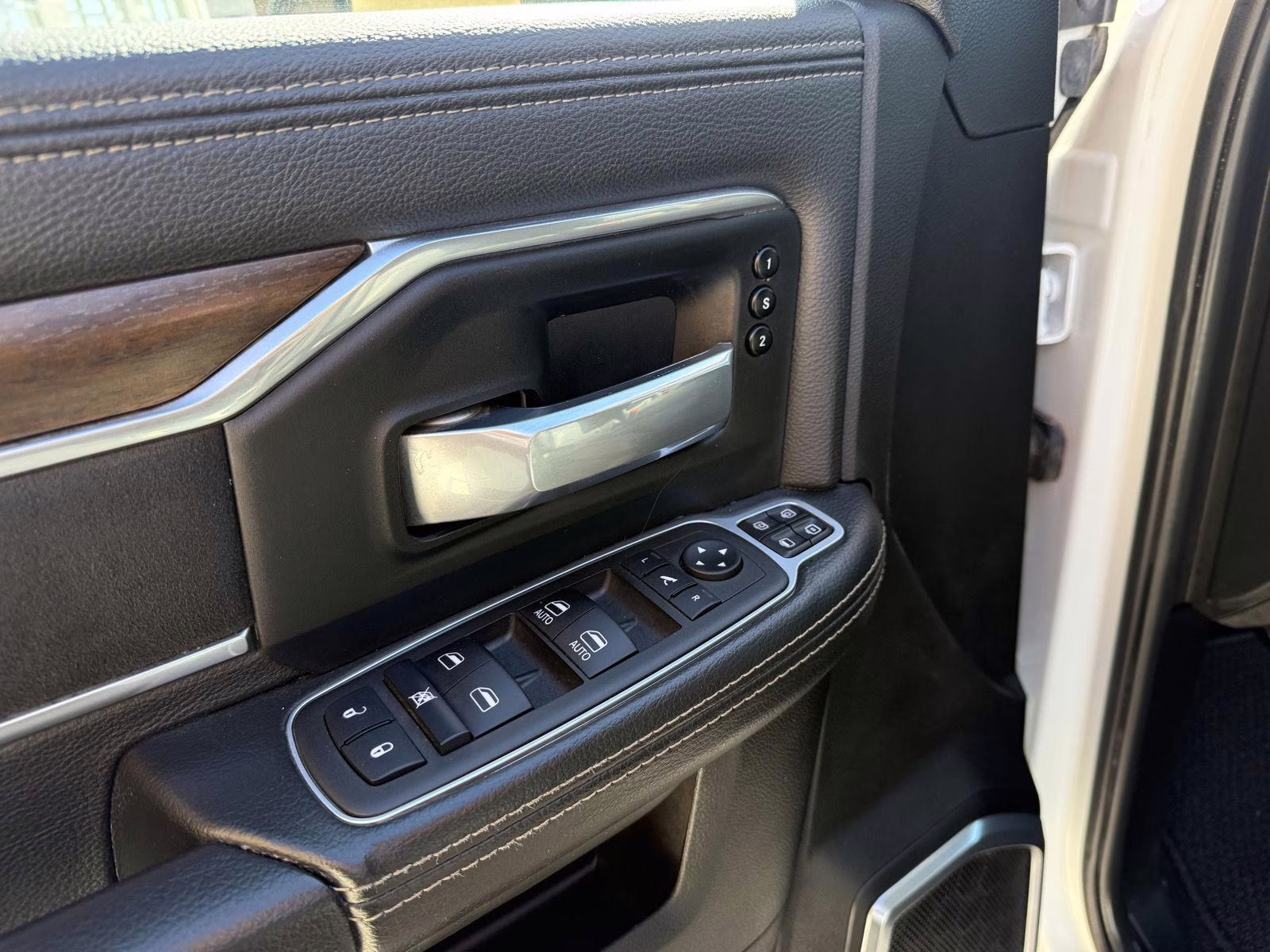 2024 Bright White Clearcoat Ram 2500 Laramie 4X4 Truck