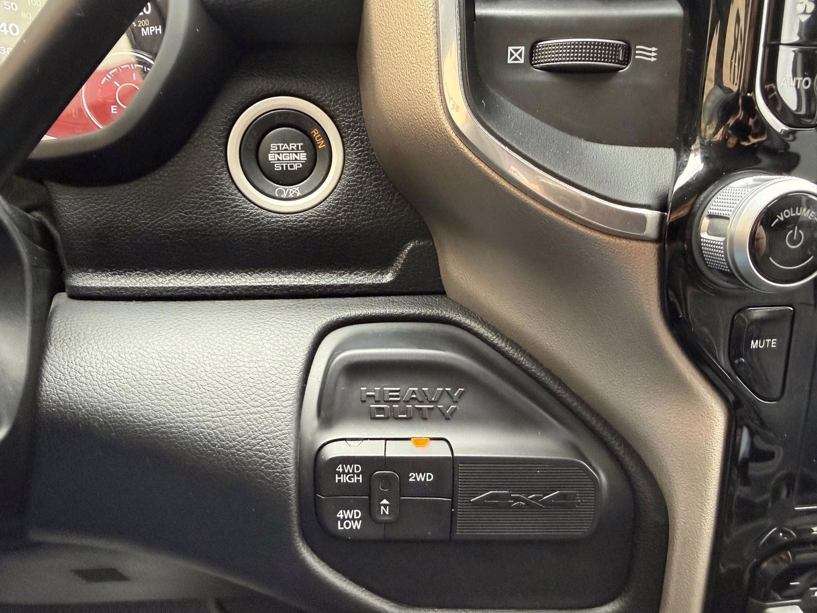 2024 Granite Crystal Metallic Clearcoat Ram 2500 Laramie 4X4 Truck