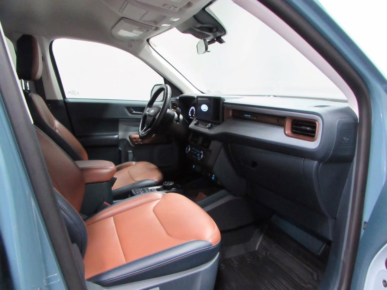 2022 Area 51 Ford Maverick Lariat FWD Truck