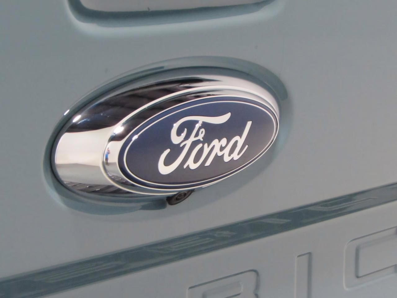 2022 Area 51 Ford Maverick Lariat FWD Truck