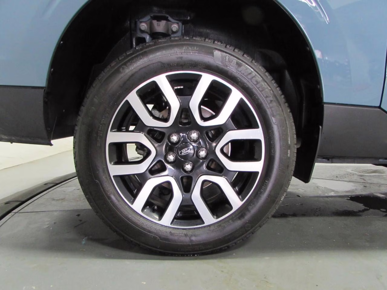 2022 Area 51 Ford Maverick Lariat FWD Truck