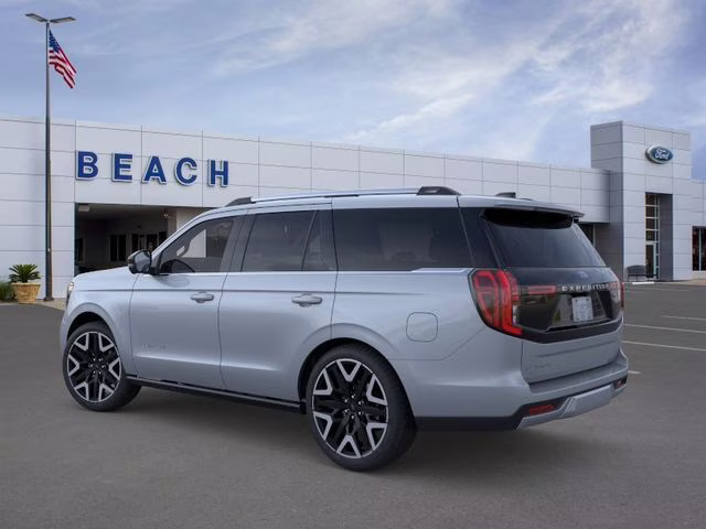 2026 Glacier Gray Metallic Tri-Coat Ford Expedition Platinum 4X4 SUV
