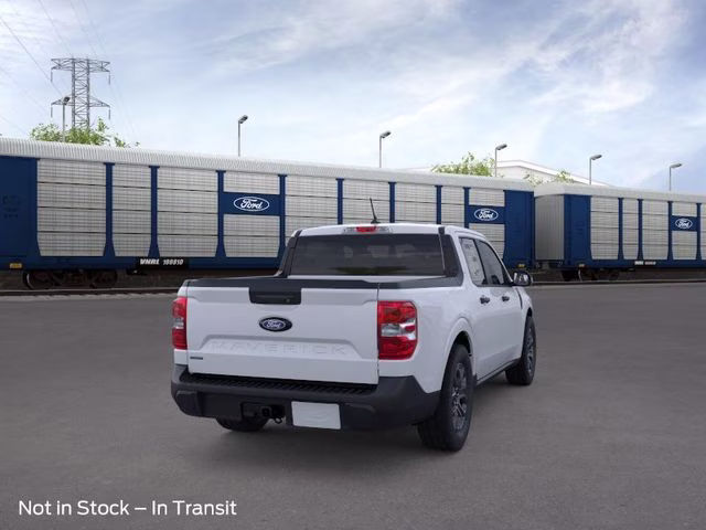 2026 Space White Metallic Ford Maverick XLT FWD Truck