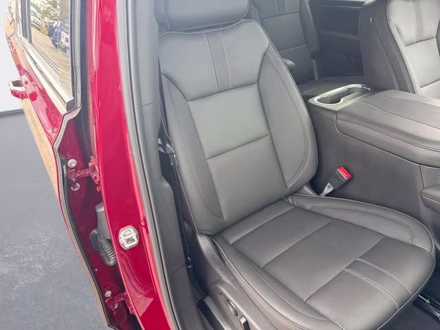 2026 Radiant Red Tintcoat Chevrolet Suburban RST 4X4 SUV