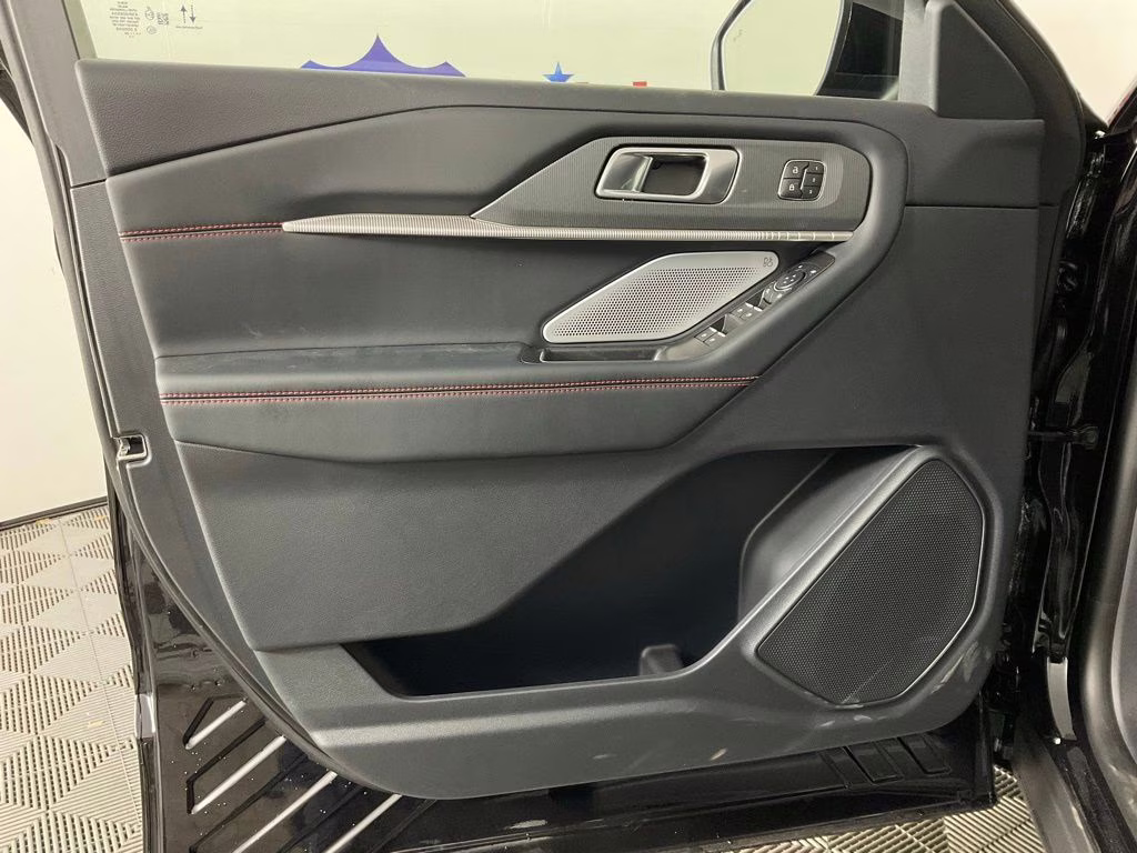 2026 Black Ford Explorer ST RWD SUV