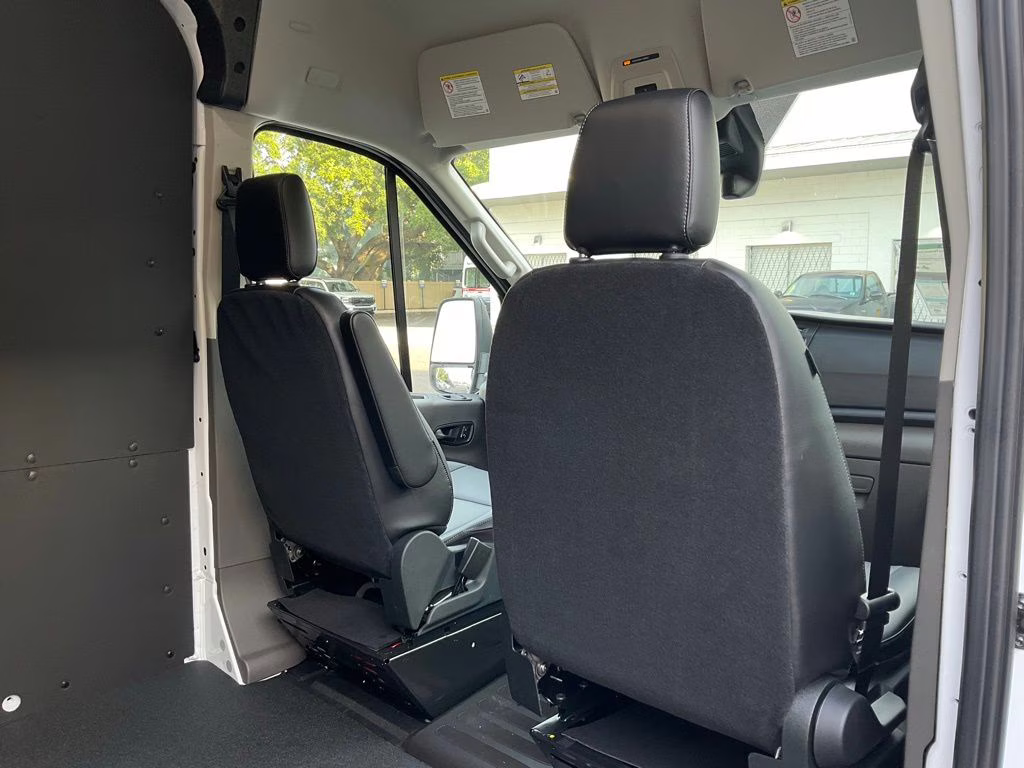 2026 Oxford White Ford Transit-350 Base RWD Van