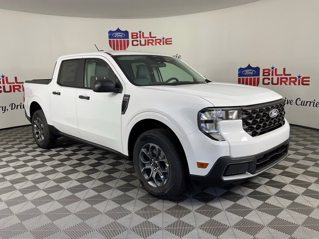 2026 Oxford White Ford Maverick XLT FWD Truck
