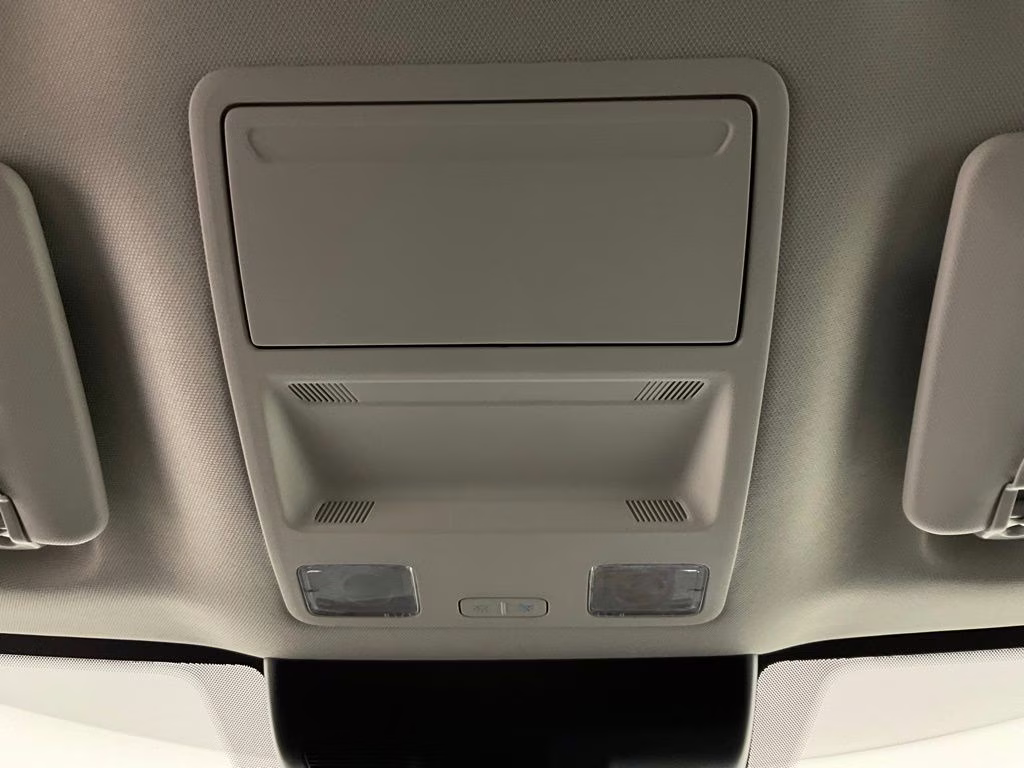 2026 Oxford White Ford Maverick XLT FWD Truck