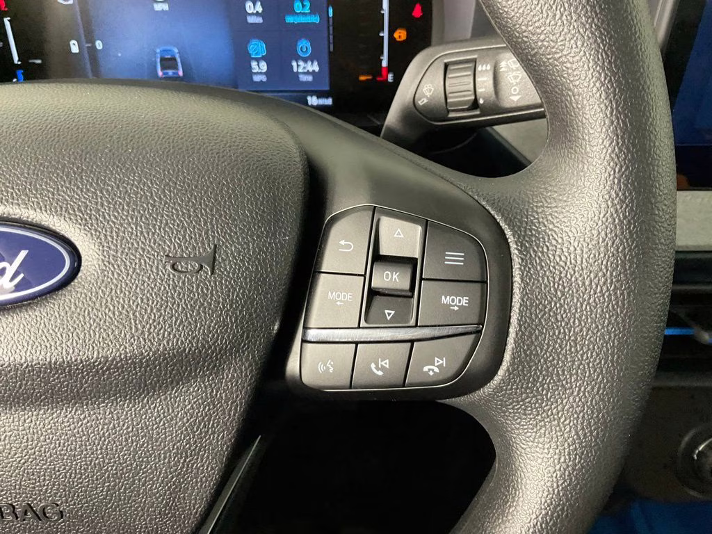 2026 Oxford White Ford Maverick XLT FWD Truck