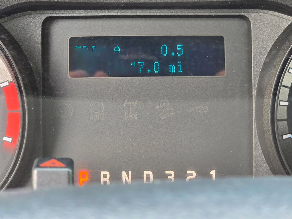 2016 Oxford White Ford Super Duty F-550 DRW XL RWD Chassis