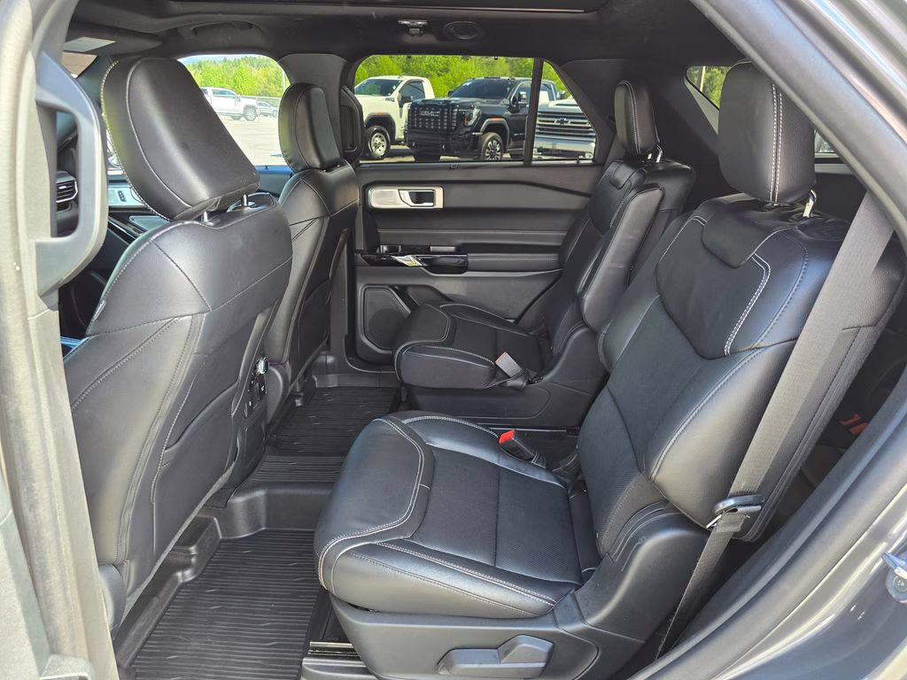 2023 Gray Metallic Ford Explorer ST 4X4 SUV