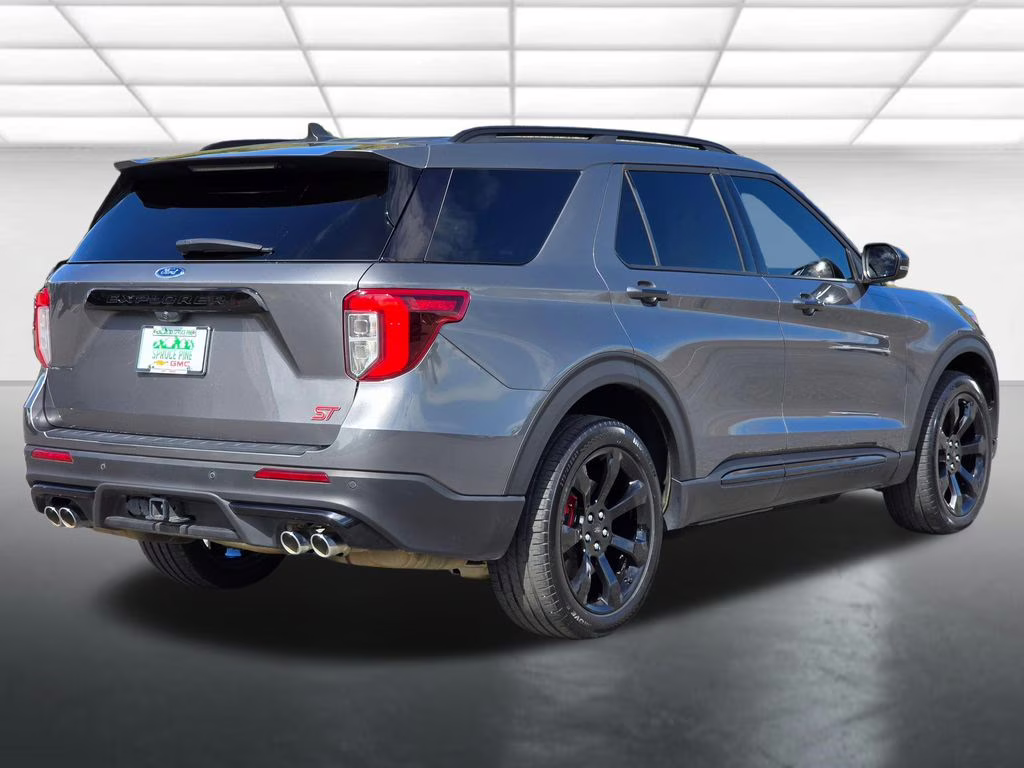 2023 Gray Metallic Ford Explorer ST 4X4 SUV