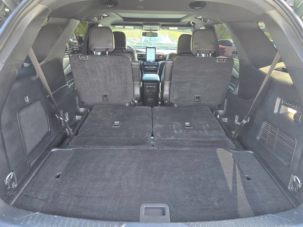 2023 Gray Metallic Ford Explorer ST 4X4 SUV