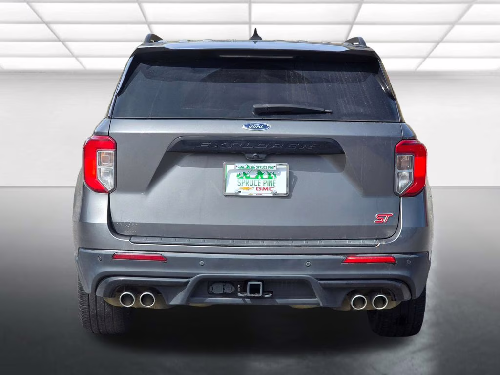 2023 Gray Metallic Ford Explorer ST 4X4 SUV