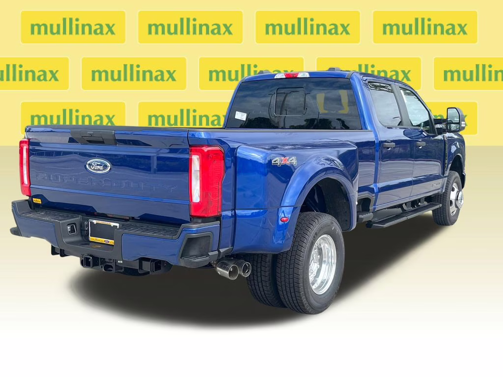 2026 Blue Ford Super Duty F-350 DRW XL 4X4 Truck