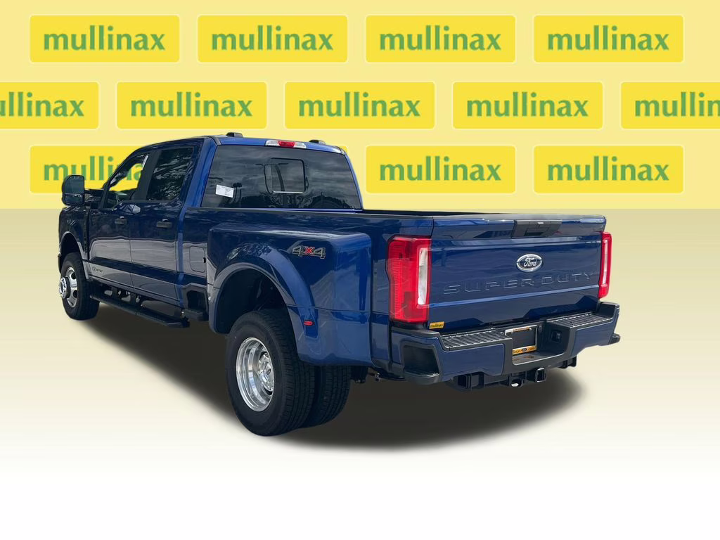 2026 Blue Ford Super Duty F-350 DRW XL 4X4 Truck